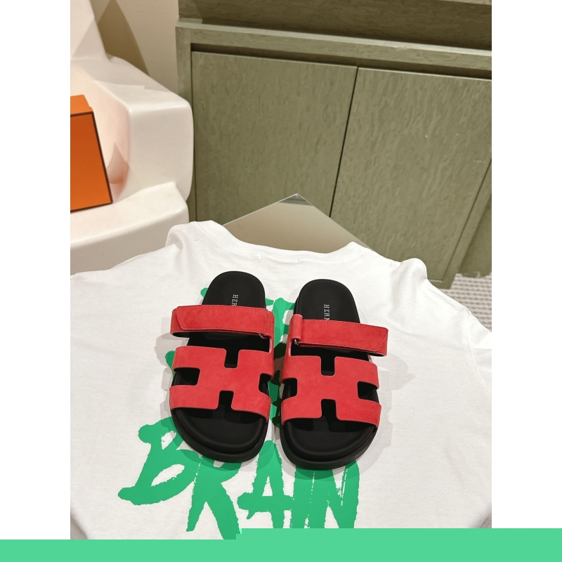 H**mes slippers